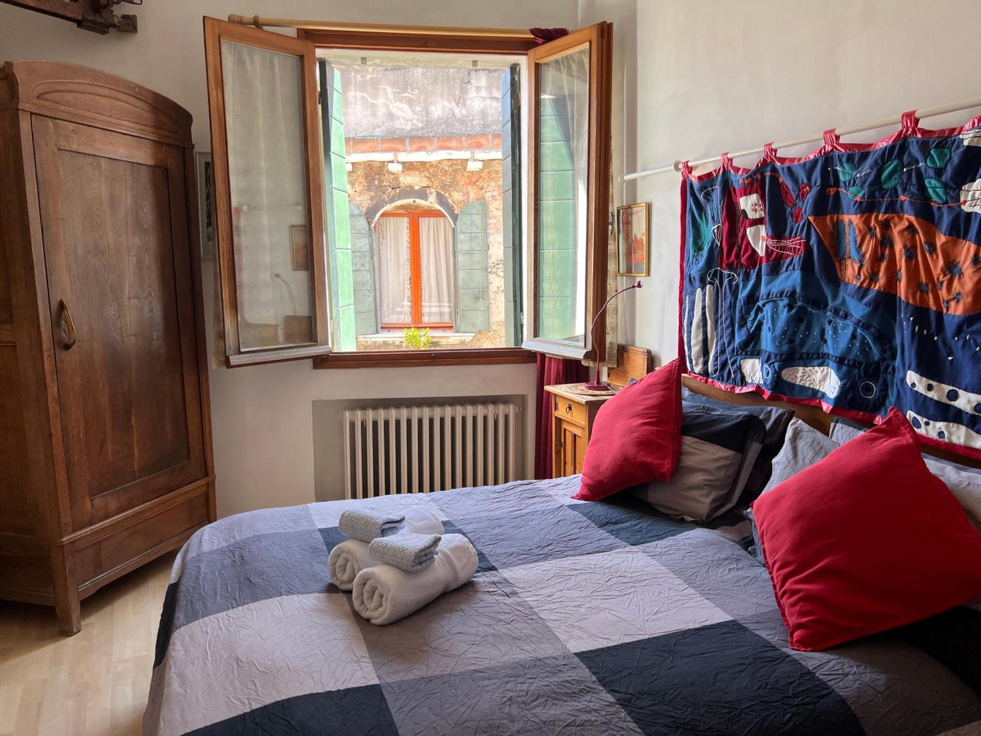 Ai Miracoli Apartment Венеция Экстерьер фото